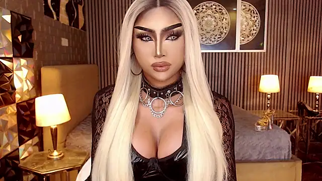 MassiveCockTrans webcam