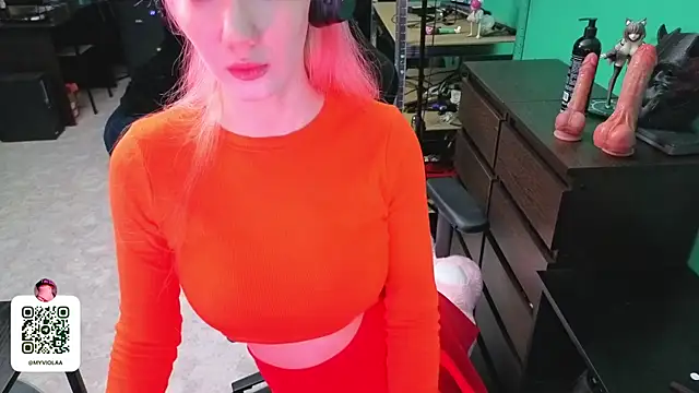 Maya_Viola