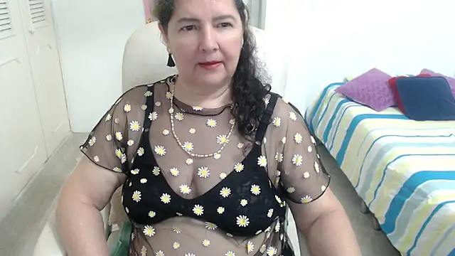 leonela_69 webcam