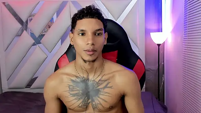 kai_storm77 webcam