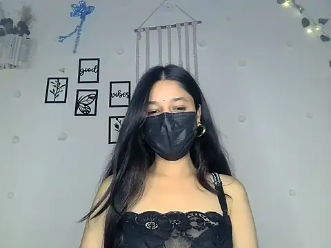 HOT_SNEHA4
