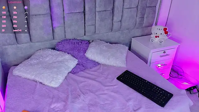 Ayla_Han webcam