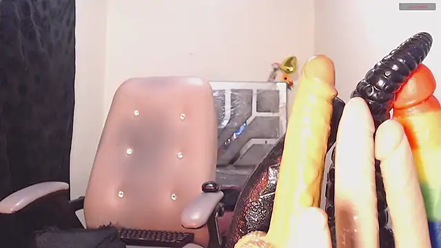 toxxxic_cams - Toxxxic_cams's free webcam