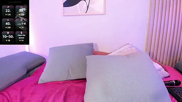 HannahSkies webcam