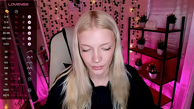 AnyaTaylor_