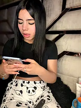 Laura-Khalifa