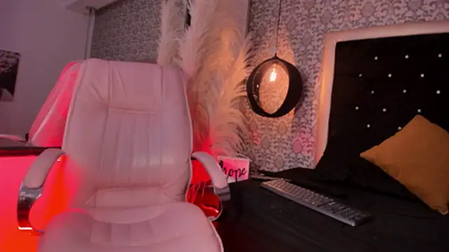 Modèle: KarolFoxxi__