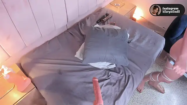 Hillary_Collins1 webcam