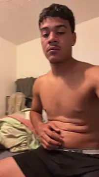Ugh_Manux webcam
