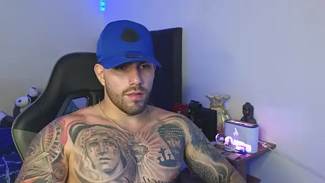 Ades_Lowe webcam