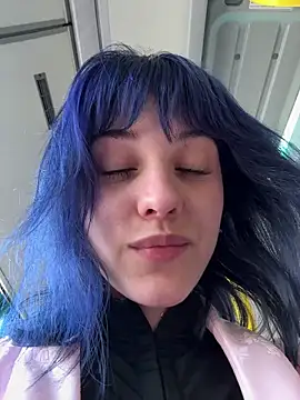 Only_April webcam