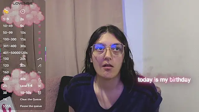 lessliee22_ webcam