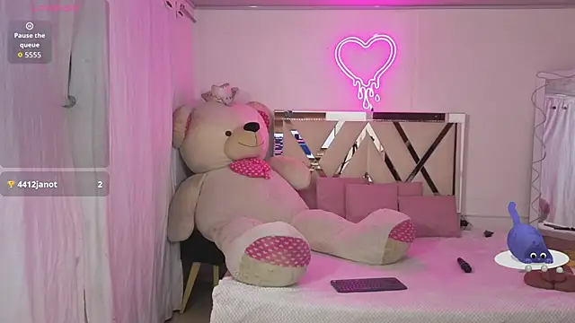 Preview of saaya_tay