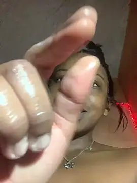 Caramel_Beauty webcam