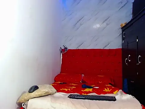 Sexybella_13 webcam