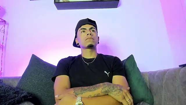 Thiago_teenboy66 webcam