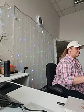 Juicy_PeachLux webcam