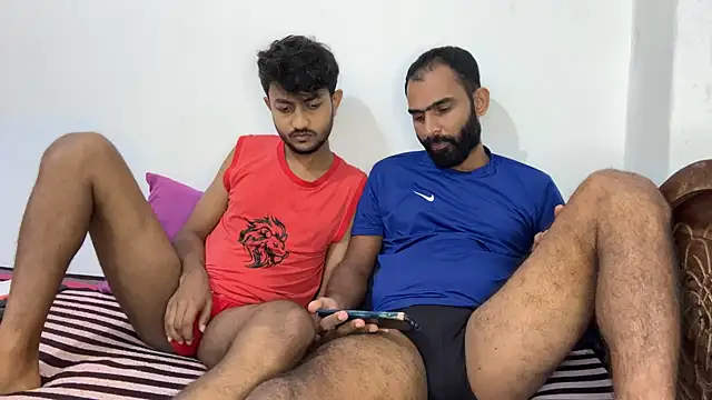 DesiDaddyandSon webcam