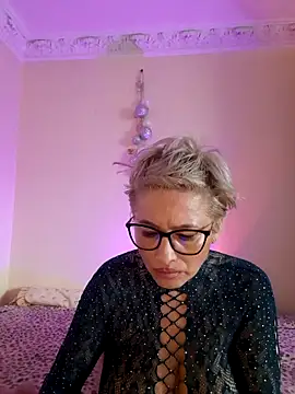 LunaBlaise webcam