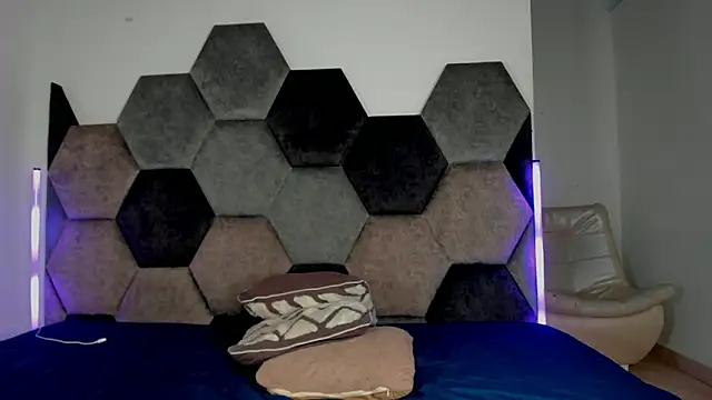 Latrellx7 webcam