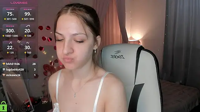 Luna_Vibee webcam