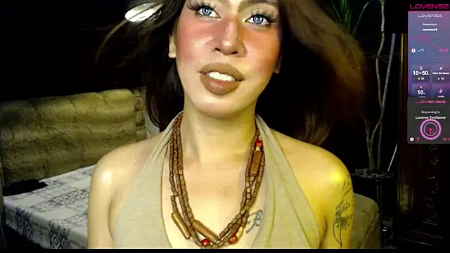 Model: prettybushy