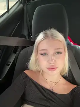 Kiss_Auroraa webcam