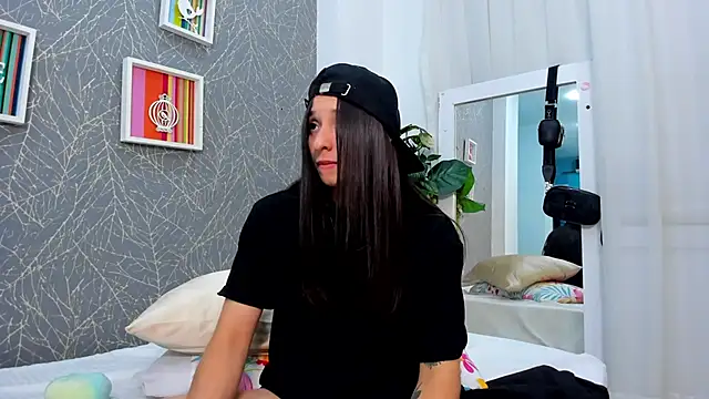 ViictoriiaSaenz webcam
