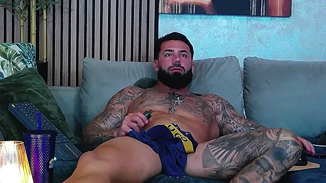 masterkingofmusclee