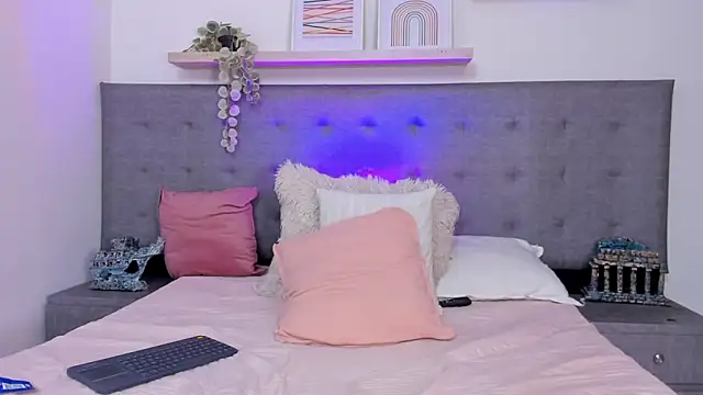 Morgan_Bladee webcam