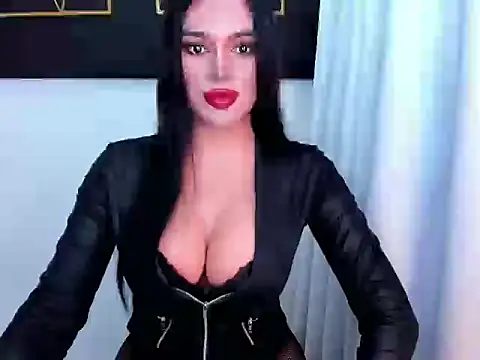 Model: hotstellacumxxx