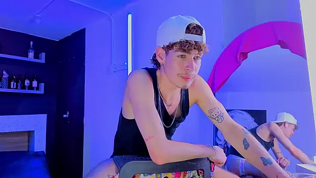 nova_salvatore webcam