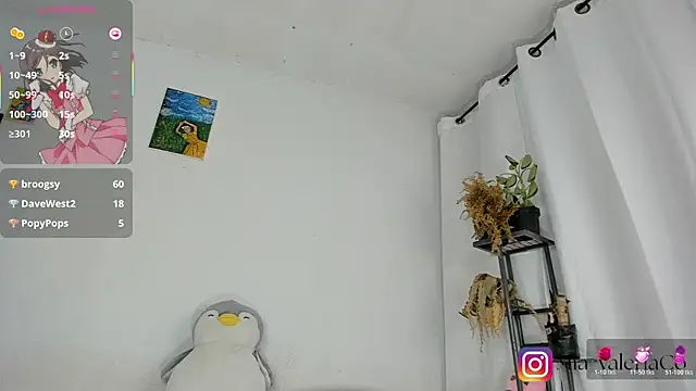 Mia-Valeria- webcam