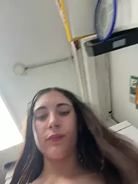 sexymelli18 online webcam