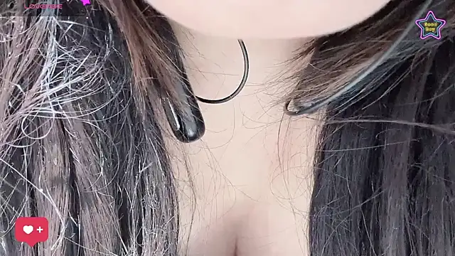 EX-886 Live Webcam on Stripchat