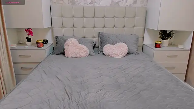 mysteriousbrunette26