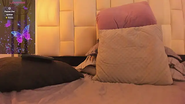 camila__herrera webcam