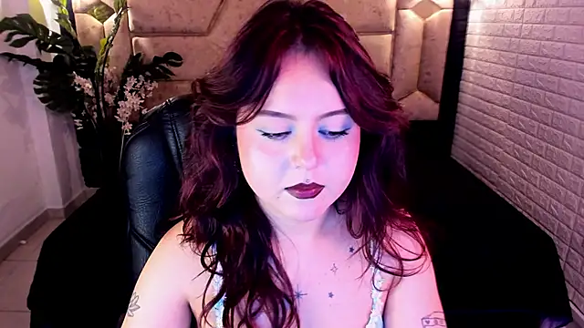 crimson_tati_