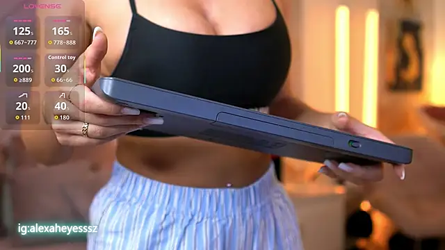 Alexaheyess webcam