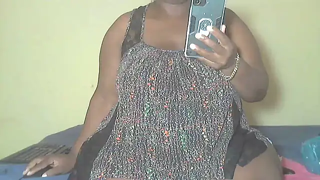 AnnabigpussyXO webcam