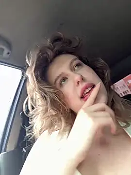 LilianBliss webcam