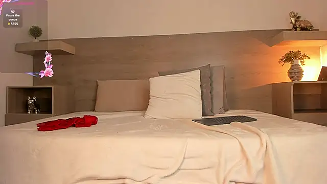 nyxee_ - Nyxee_'s free webcam