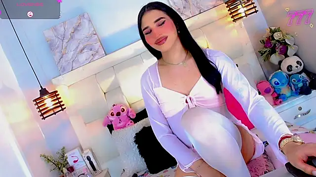 Modella: BelovedChain01