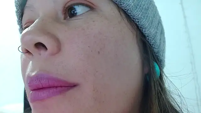 miss_evoleth2 webcam