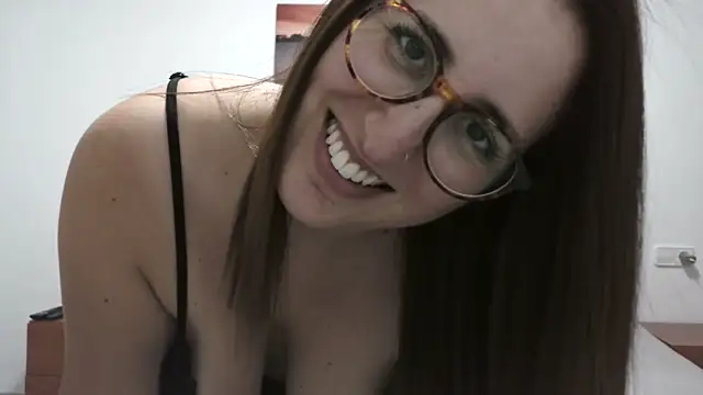 Maya_Brooke webcam