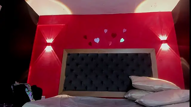 YayaHilton webcam