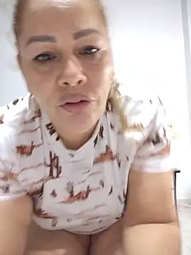SluttyMilf79