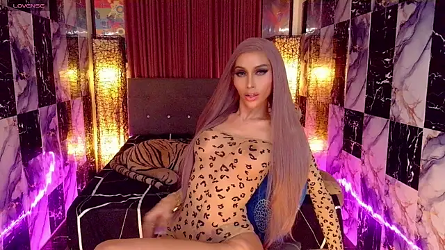 SeductiveSamanthaTS webcam