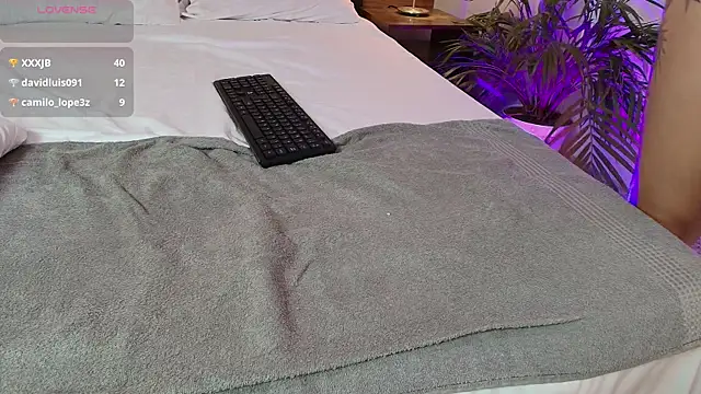 CamilaVelour webcam