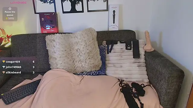 Angelabrowm webcam